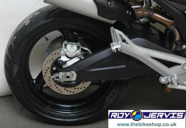 2012 DUCATI MONSTER M696 PLUS image 9