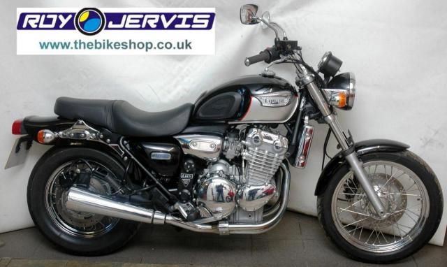 2000 Triumph Adventurer 900 image 1