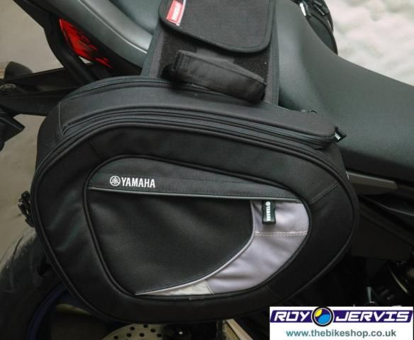 2015 YAMAHA XJ6 S DIVERSION F image 9