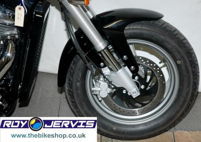2013 Suzuki VZ 800 L2 M800 Intruder image 5