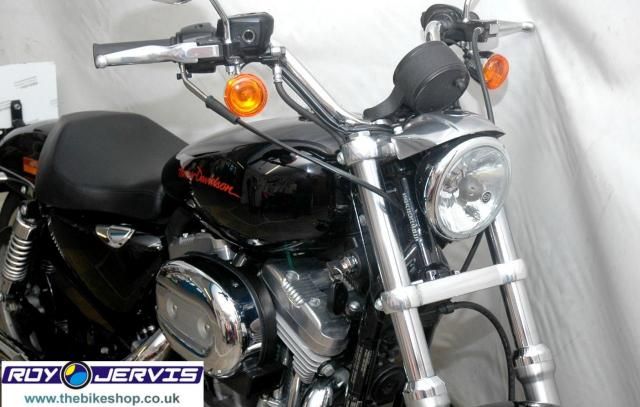 2014 Harley-Davidson XL 883 L Superlow 12 image 3