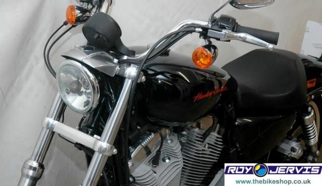 2014 Harley-Davidson XL 883 L Superlow 12 image 4