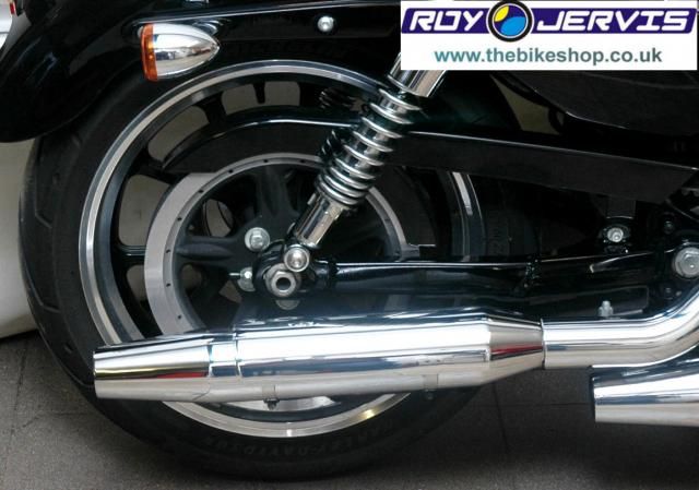 2014 Harley-Davidson XL 883 L Superlow 12 image 8