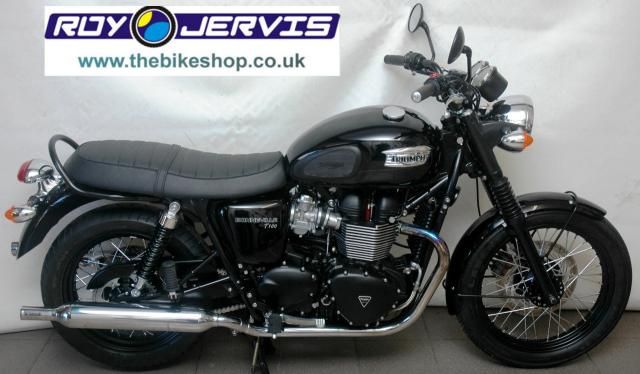 2015 Triumph Bonneville T100 865 image 1