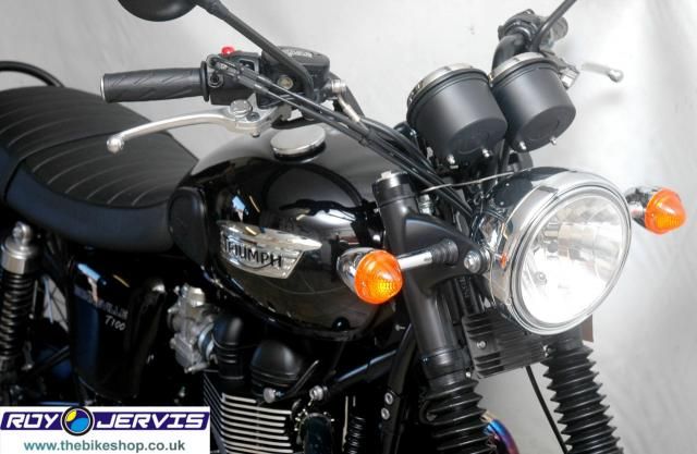 2015 Triumph Bonneville T100 865 image 3