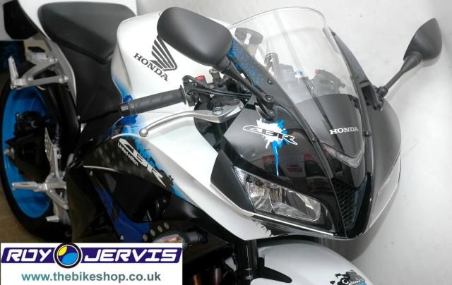 2009 Honda Cbr600Rr Rr-9 Limited Edition image 3