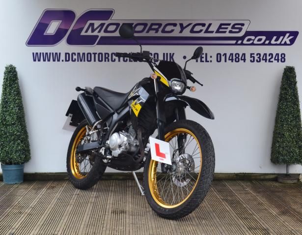 2010 Yamaha XT 125 R image 1