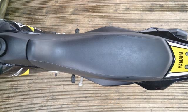 2010 Yamaha XT 125 R image 9