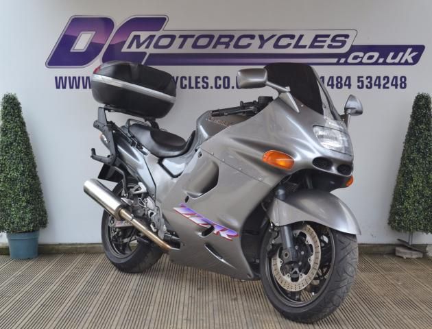 1997 Kawasaki ZZR 1100 image 1