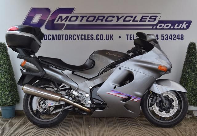 1997 Kawasaki ZZR 1100 image 3