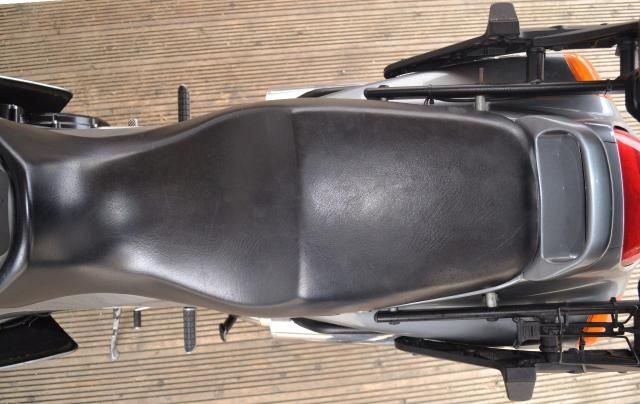 1997 Kawasaki ZZR 1100 image 9