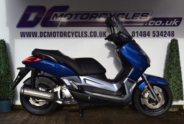 2009 Yamaha YP 250 R X-MAX image 3