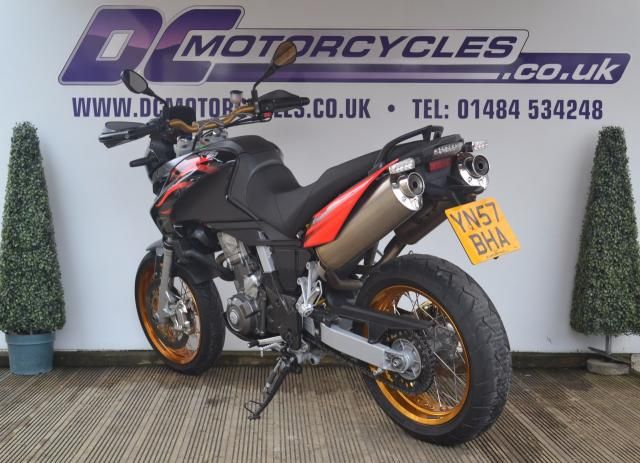 2007 Aprilia Pegaso Factory 660 image 2