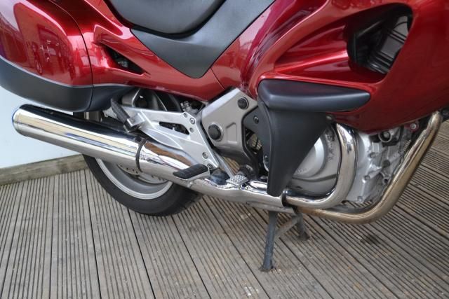 2005 Honda NT 650 V-5 Deauville image 6