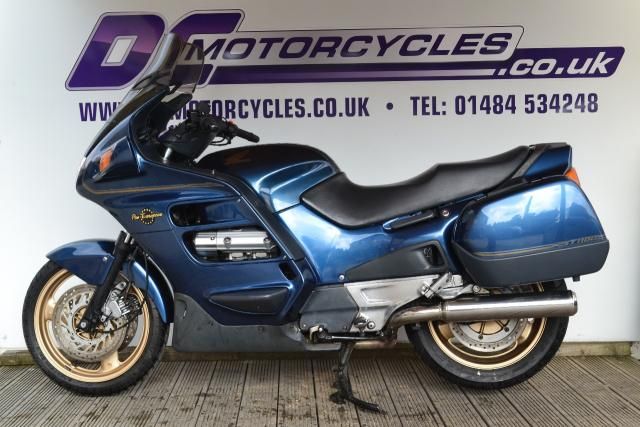 2002 Honda ST 1100 Pan Euro image 4