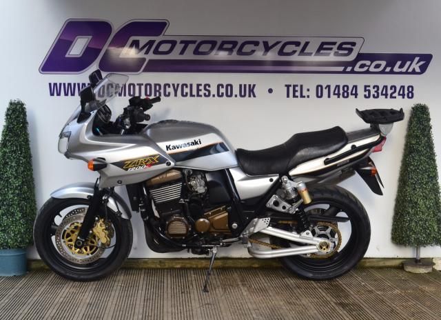 2004 Kawasaki ZRX 1200S image 4