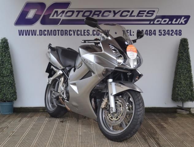 2007 HONDA VFR 800 A-6 image 1