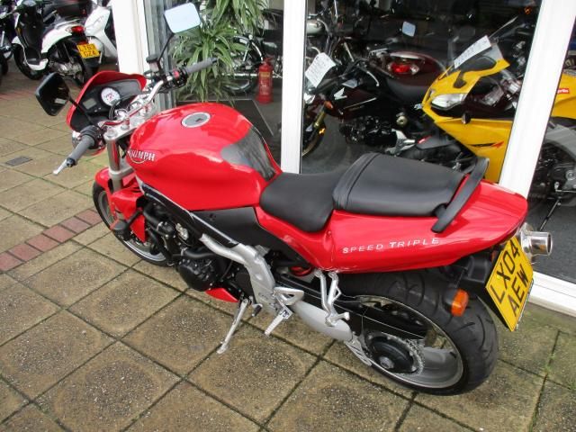 2004 Triumph Speed Triple 955 image 6