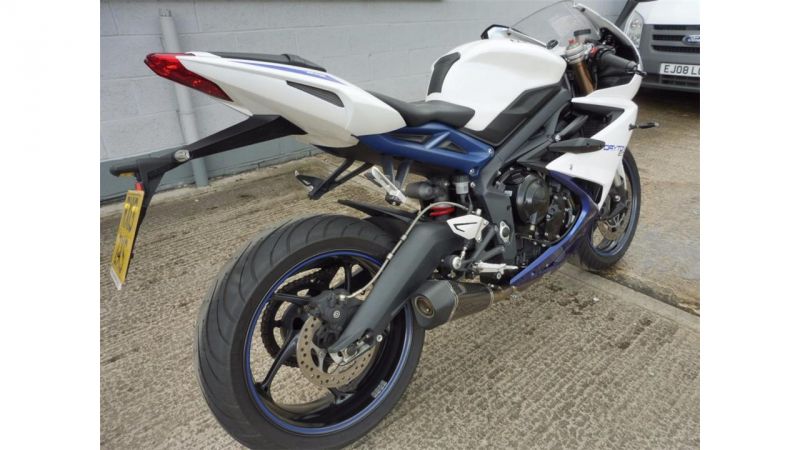 2013 Triumph Daytona 675 image 5