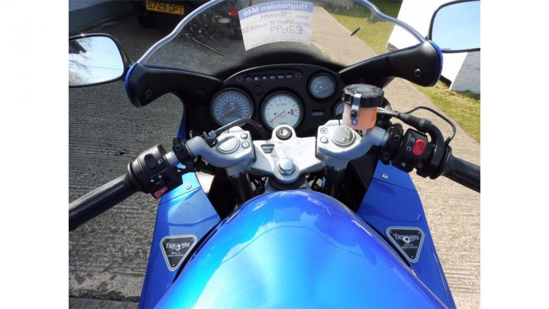 2003 Triumph Sprint 955 image 8