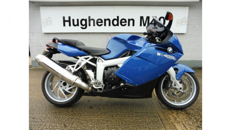 2005 BMW K1200S image 1