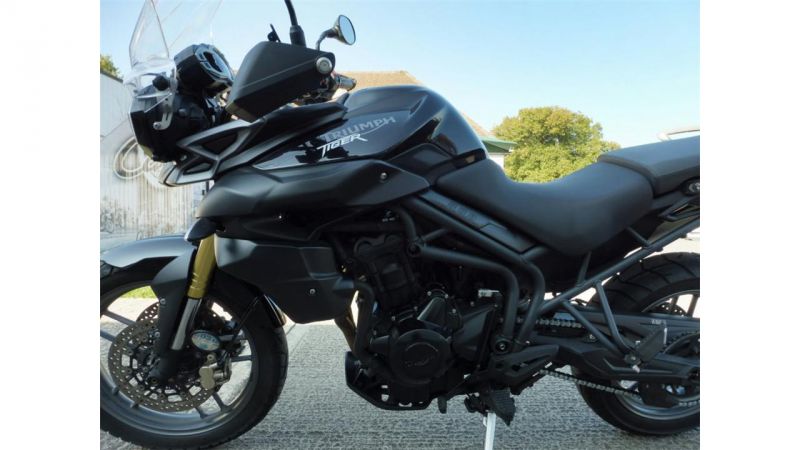 2013 Triumph Tiger 800 image 4