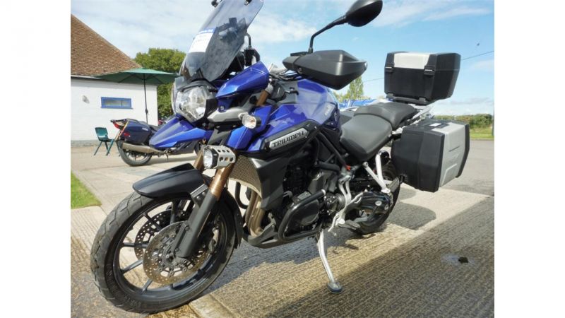 2014 Triumph Explorer 1200 Adventure image 3