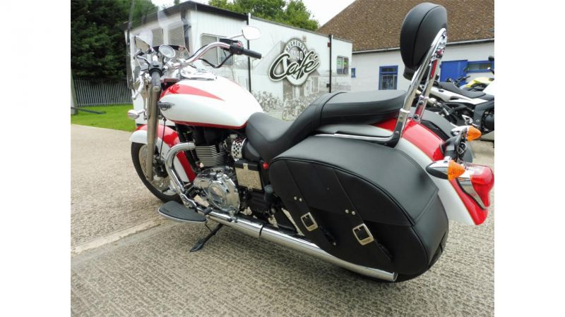 2015 Triumph America 865 image 5