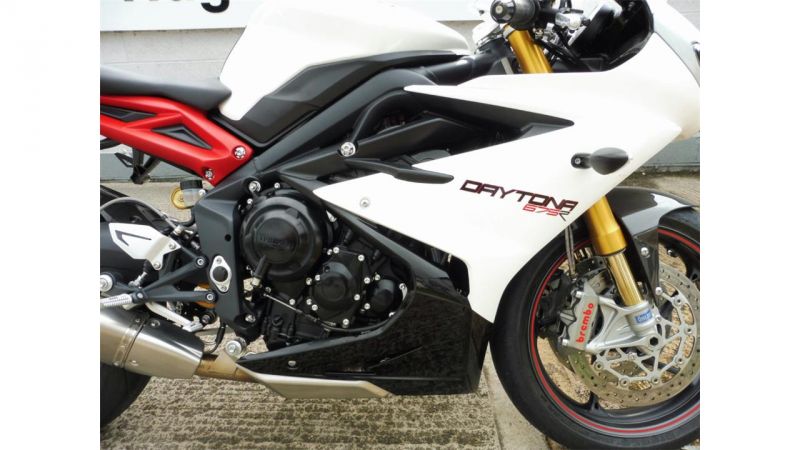 2014 Triumph Daytona 675 image 5