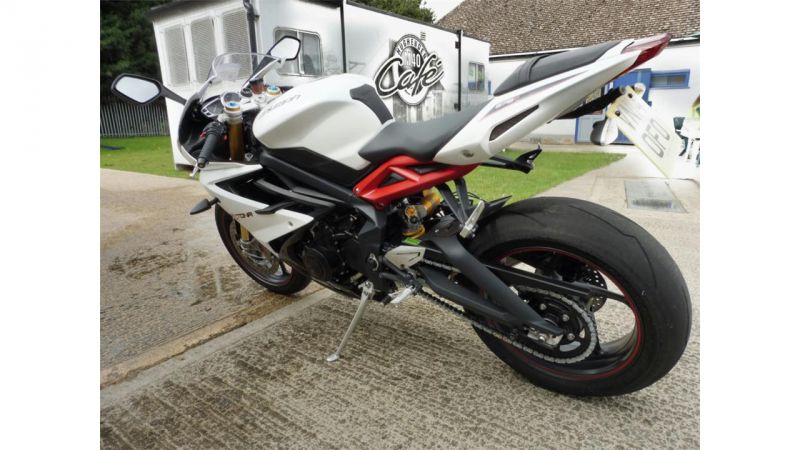 2014 Triumph Daytona 675 image 6