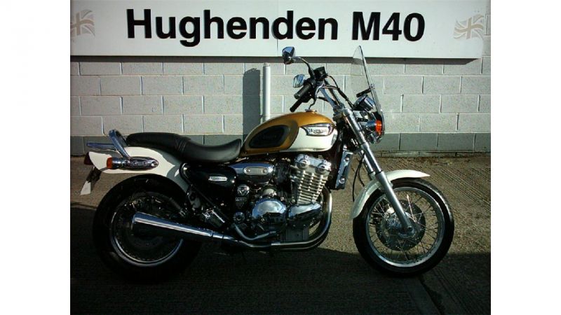 1997 Triumph Adventurer 900 image 1