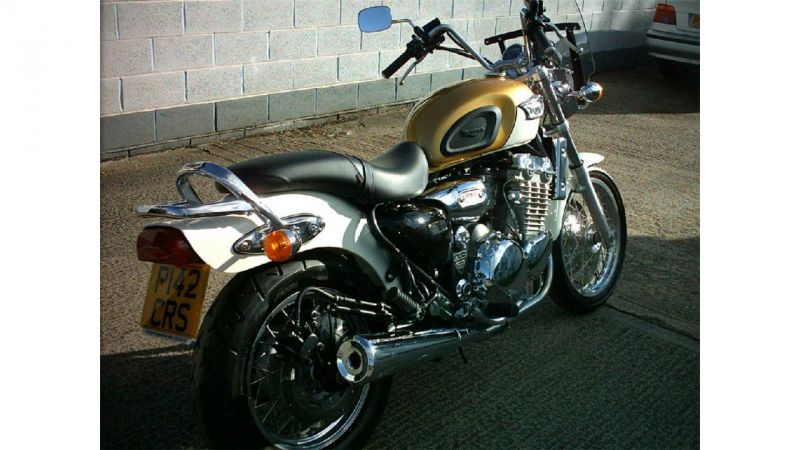 1997 Triumph Adventurer 900 image 6