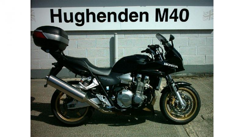 2008 Honda CB1300 S image 1