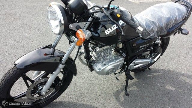 2015 Suzuki EN125 image 3