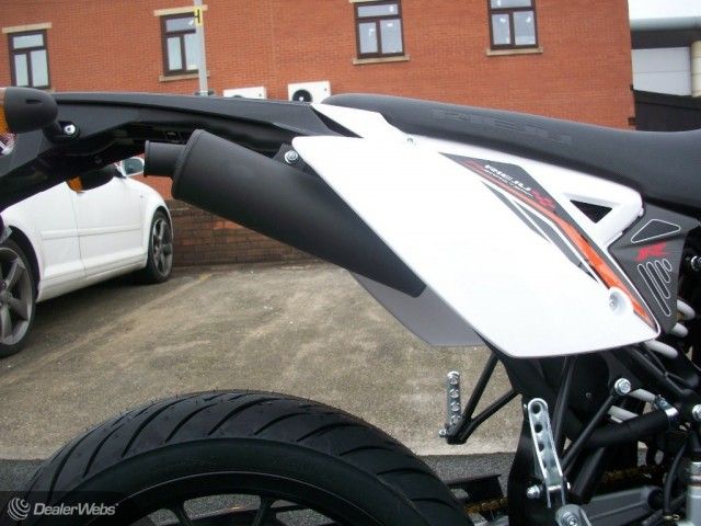 2015 Rieju MRT50 50Cc image 5