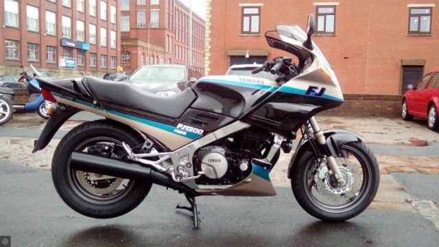 1992 Yamaha FJ1200 1188Cc image 1