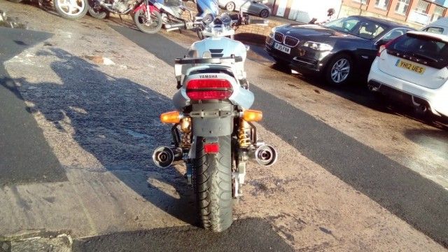 2000 Yamaha XJR1300 image 2