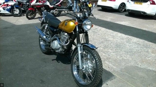 2000 Honda CL400 image 3