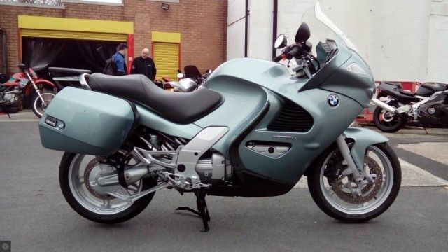 2004 BMW K1200GT image 2