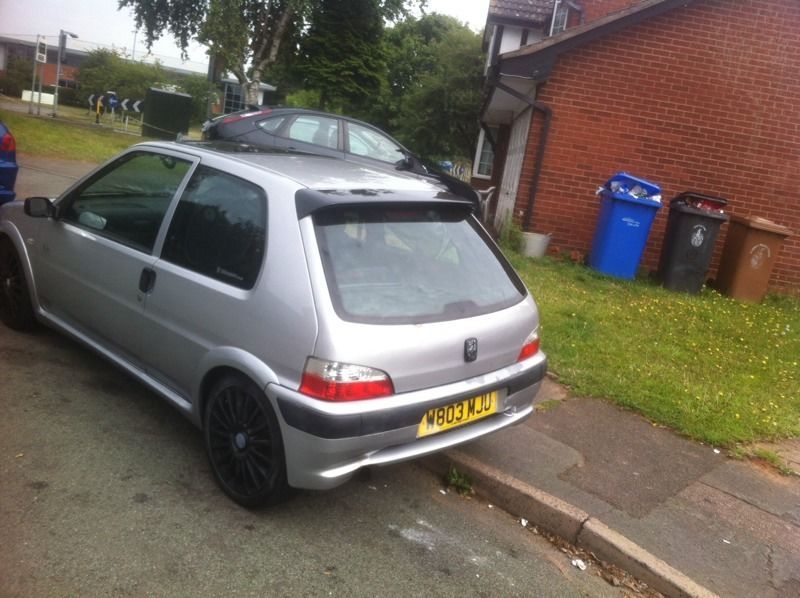 2000 Peugeot 106 image 3