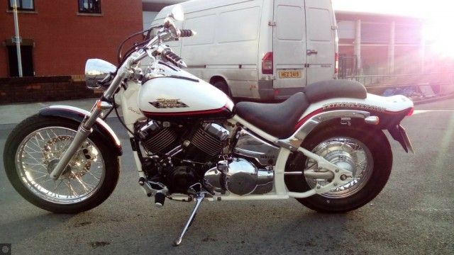 2001 Yamaha XVS400 Dragstar image 2