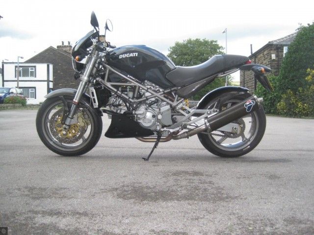 2002 Ducati Monster S4 image 2