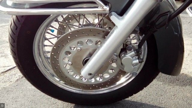 2006 Yamaha XVS1100 Dragstar image 5