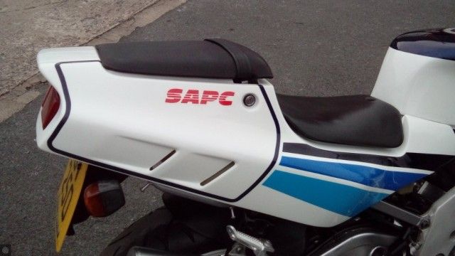 1991 Suzuki RGV250 image 6