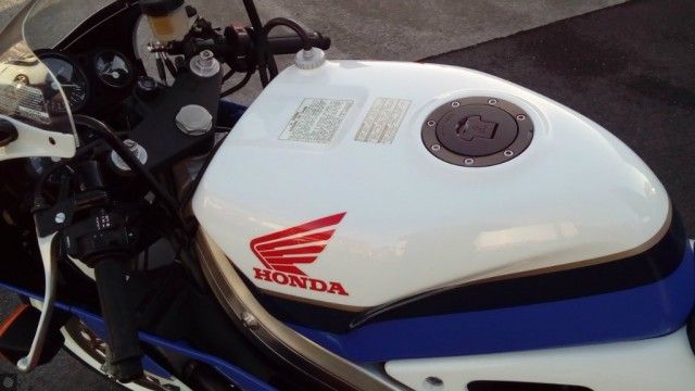 1990 Honda VFR400 image 7