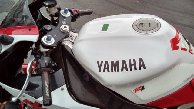 1998 Yamaha R1 1000 image 6