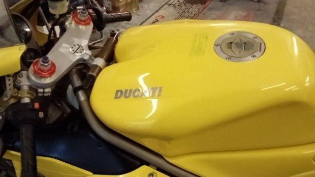 1998 Ducati 996 image 3