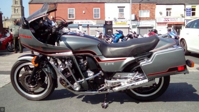 1981 Honda CBX1000 image 1