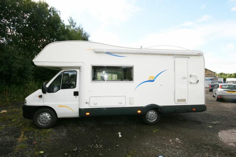 2007 CI Riviera171 image 2