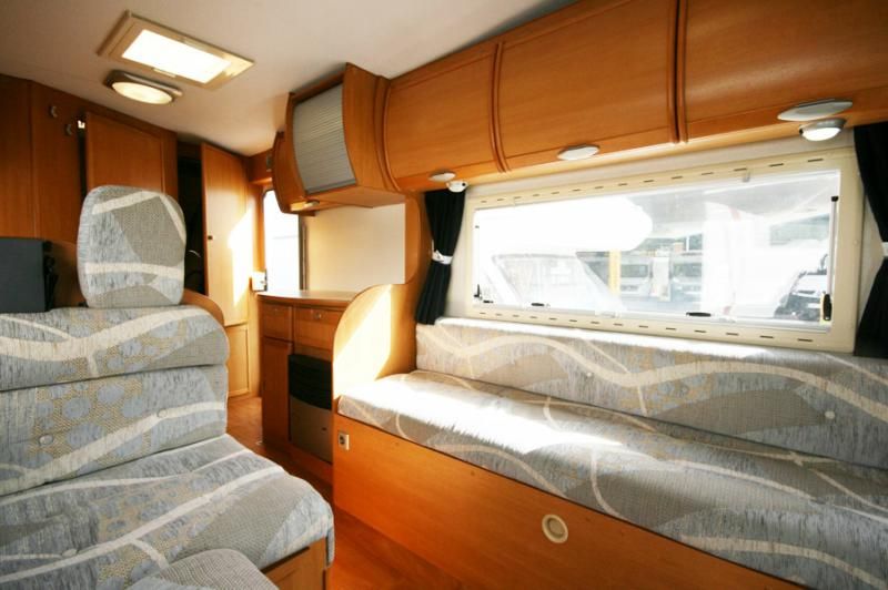 2007 CI Riviera171 image 8